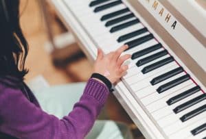 How To Learn to Play Piano Sheet Music in 14 Days